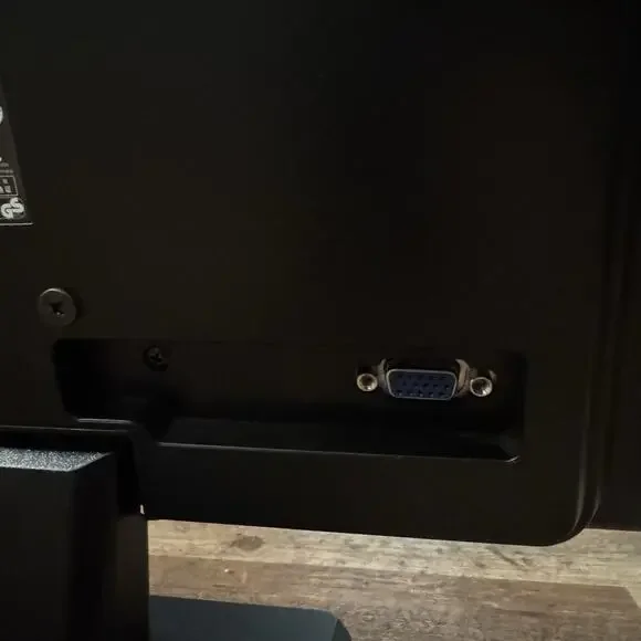 HP LV2011 Black 20'' Anti Glare Widescreen LED Backlit LCD Monitor 1600x900 VGA - Picture 10 of 10